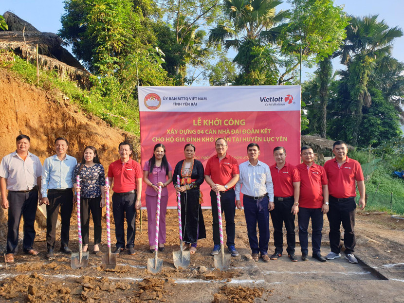 Chủ tịch Vietlott Lê Văn Hoan động thổ xây 4 căn nhà đại đoàn kết tại xã Tân Phượng Chủ tịch Vietlott Lê Văn Hoan động thổ xây 4 căn nhà đại đoàn kết tại xã Tân Phượng