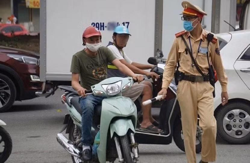 Từ 1-3, người dân có thể đến nơi phát hiện vi phạm hoặc Phòng CSGT nơi mình cư trú để giải quyết phạt 'nguội'