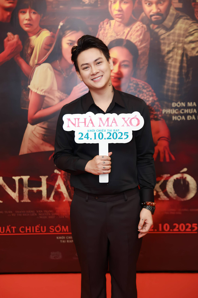 Hoài Lâm xuất hiện tại sự kiện ra mắt truyền thông của "Nhà ma xó" Hoài Lâm xuất hiện tại sự kiện ra mắt truyền thông của "Nhà ma xó"