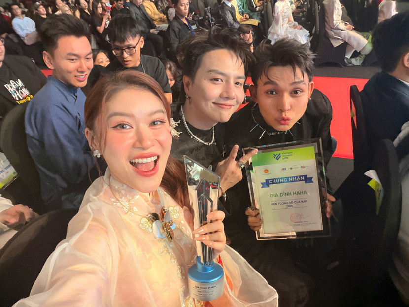 Niềm vui của các nghệ sĩ tham gia chương trình &quot;Gia đình Haha&quot;