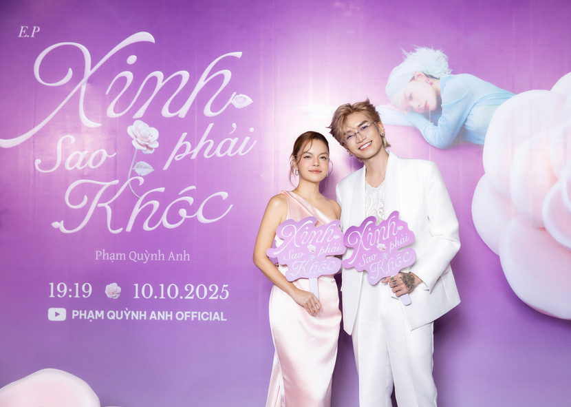 BB Trần lịch lãm bên Phạm Quỳnh Anh. Trong MV "Xin sao phải khóc" BB Trần đóng vai nam chính là người yêu của Phạm Quỳnh Anh