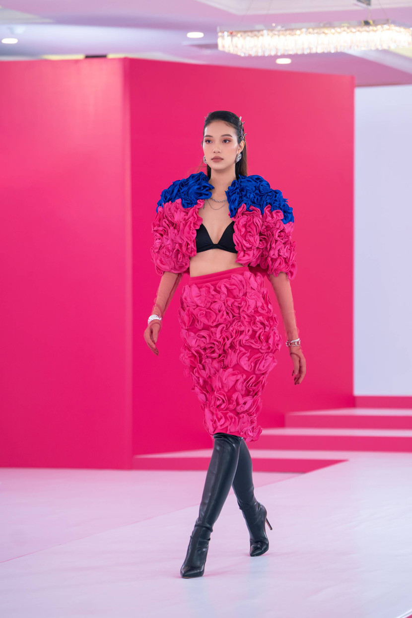 Mai Hoa xuất hiện tại buổi casting khu vực miền Bắc để trình diện với Ban giám khảo, cô là thí sinh đầu tiên vào nhà chung Vietnam's Next Top Model 2025