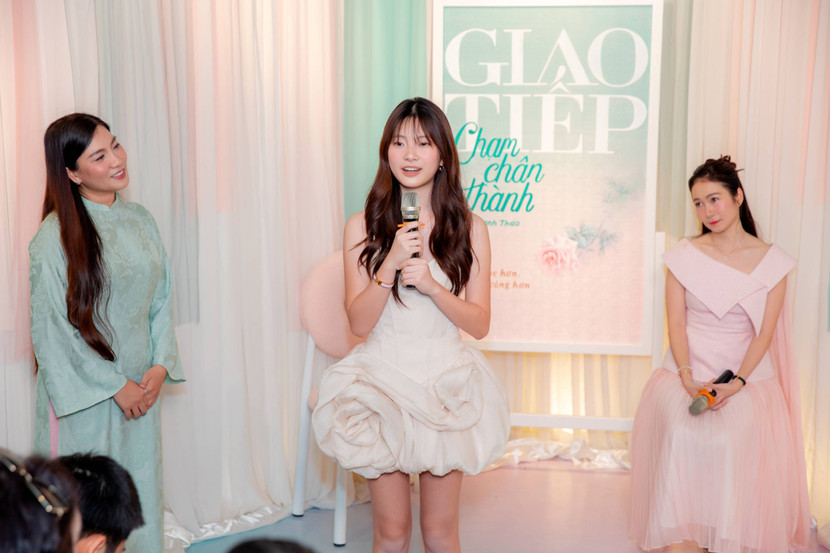 MC Thanh Thảo xúc động trước những chia sẻ của con gái MC Thanh Thảo xúc động trước những chia sẻ của con gái