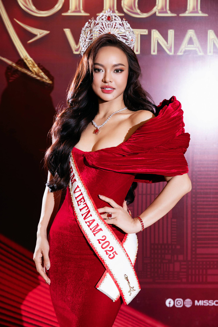 Mai Ngô - Đại diện Việt Nam tại cuộc thi Miss Charm năm nay