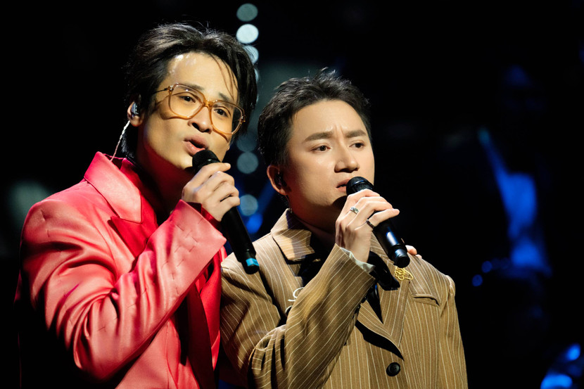 Phan Mạnh Quỳnh cũng là một trong những khách mời của chương trình Phan Mạnh Quỳnh cũng là một trong những khách mời của chương trình