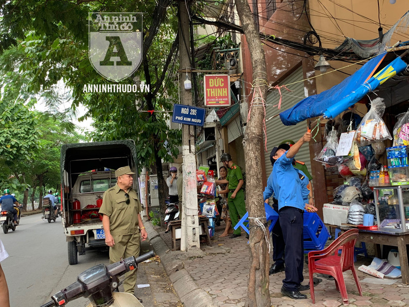 Nhờ sự ra quân quyết liệt của Đội CSGT, TT phối hợp cùng công an các phường và lực lượng dân phòng, vỉa hè, lòng đường đã trở nên thông thoáng