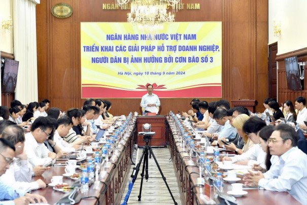 NHNN làm việc với các ngân hàng triển khai các giải pháp hỗ trợ khách hàng ảnh hưởng bởi bão số 3