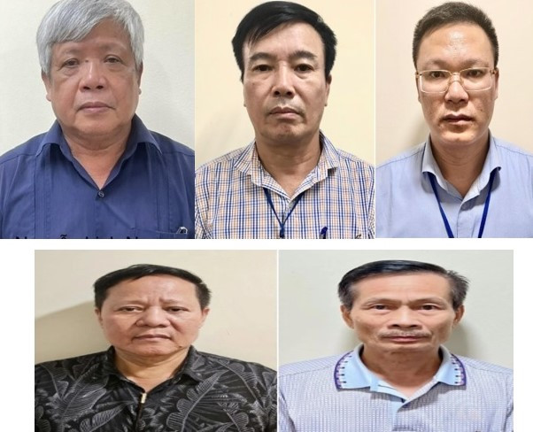 Từ trái qua và từ trên xuống, các bị can: Nguyễn Linh Ngọc, Hồ Đức Hợp, Lê Công Tiến, Đoàn Văn Huấn, Nguyễn Văn Chính. Từ trái qua và từ trên xuống, các bị can: Nguyễn Linh Ngọc, Hồ Đức Hợp, Lê Công Tiến, Đoàn Văn Huấn, Nguyễn Văn Chính.