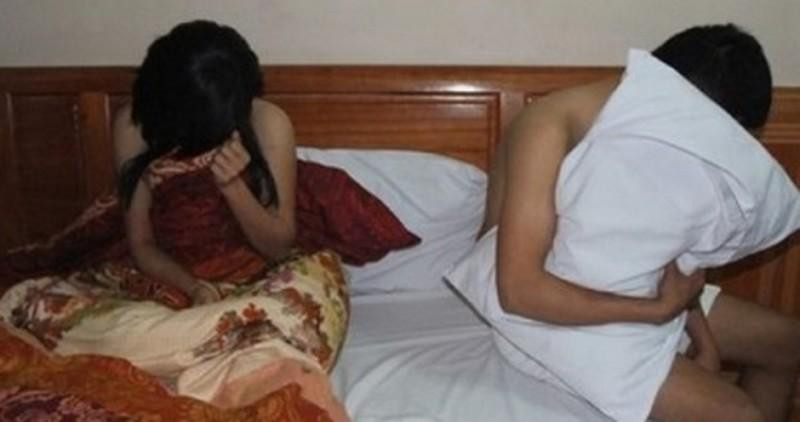 Dựng cảnh vợ ngoại tình, tống tiền tình địch có thể bị xử lý hình sự (ảnh minh họa)