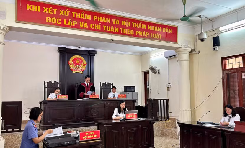 Toàn cảnh phiên xét xử Toàn cảnh phiên xét xử