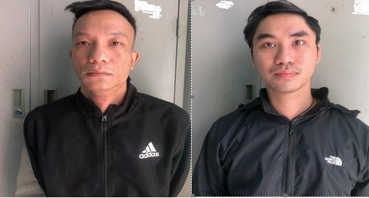 Đối tượng Hiếu (bên trái) và Nam Anh tại cơ quan Công an