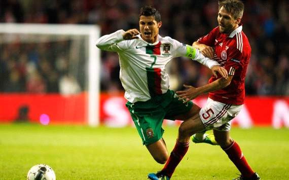 Pháp hút chết, Bồ Đào Nha chờ vé vớt ảnh 2