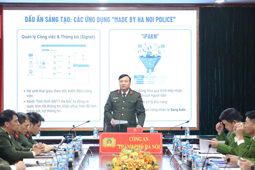 Đại tá Nguyễn Tiến Đạt – Phó Giám đốc CATP Hà Nội tham luận về chủ đề “Chuyển đổi số trong công tác tham mưu đáp ứng yêu cầu, nhiệm vụ trong tình hình mới” Đại tá Nguyễn Tiến Đạt – Phó Giám đốc CATP Hà Nội tham luận về chủ đề “Chuyển đổi số trong công tác tham mưu đáp ứng yêu cầu, nhiệm vụ trong tình hình mới”