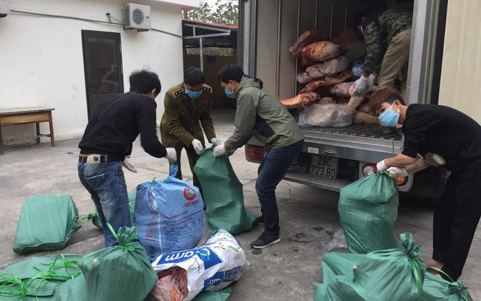 Cơ quan chức năng tiêu hủy toàn bộ số thịt lợn không đảm bảo an toàn