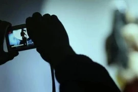 Bộ Công an đề xuất phạt tới 20 triệu đồng khi chia sẻ hình ảnh, tin nhắn đồi trụy, khiêu dâm