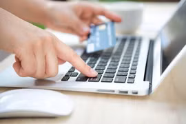 Mới nhất: Việc cưỡng chế trừ tiền trong tài khoản khi vi phạm hành chính được thực hiện ra sao?