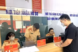 Bộ Công an hướng dẫn thủ tục sang tên xe không chính chủ, mua bán bằng giấy viết tay 