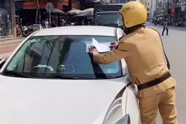 Ai là người nộp phạt khi xe biển xanh vi phạm quy định an toàn giao thông?