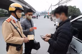 Từ 15/8: Phạt đến 52 triệu đồng chủ xe ô tô không kinh doanh vận tải nhưng vẫn chở hàng thu tiền