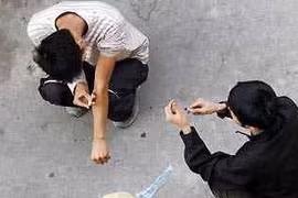 Sắp tới, Trưởng Công an cấp xã có quyền ra quyết định giám sát điện tử với người nghiện ma tuý?