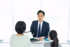 Vì sao nhiều gia đình trên thế giới dành hơn 20% tài sản cho bảo hiểm và hưu trí?