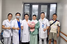 Chạy đua với thời gian, cứu sống bệnh nhân ho ra hơn 2 lít máu