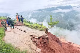 Lũ quét làm hàng chục căn nhà hư hỏng ở Tuyên Quang 