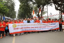 Mít tinh phát động Ngày sức khoẻ toàn dân