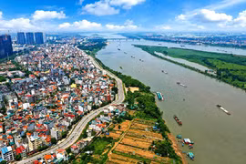 Cử tri Hà Nội quan tâm đến việc GPMB, bồi thường tái định cư tại các dự án lớn