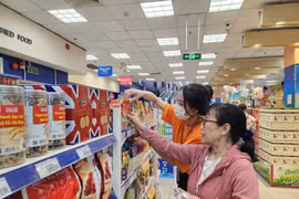 Những thông tin dinh dưỡng nào bắt buộc phải có trên nhãn thực phẩm?