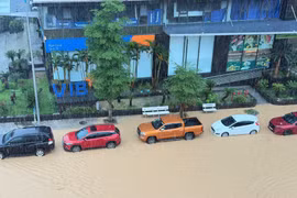 Quảng Ninh mưa lớn gây ngập lụt nhiều nơi