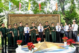 Cấp bằng Tổ quốc ghi công cho 49 liệt sĩ Biệt động Sài Gòn - Gia Định