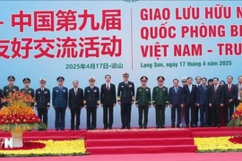 Đổi mới chương trình Giao lưu hữu nghị quốc phòng biên giới Việt Nam - Trung Quốc 