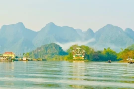 Xóa bỏ định kiến “mùa vụ”, thúc đẩy du lịch Hương Sơn đón khách cả 4 mùa