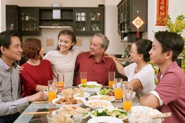 Khỏe đẹp và an toàn đón Tết 