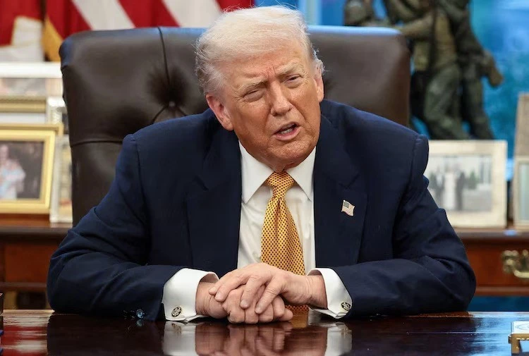 Tổng thống Mỹ Donald Trump áp thuế với các nước đồng minh NATO đã triển khai binh lính đến Greenland