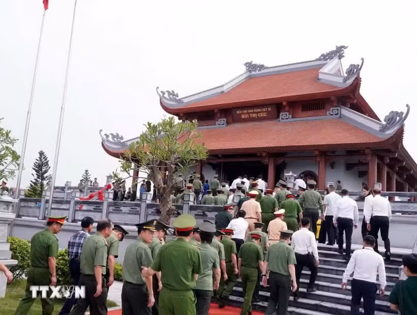 Khánh thành Khu lưu niệm Anh hùng liệt sỹ Công an nhân dân Bùi Thị Cúc tại Hưng Yên