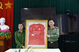 Lan tỏa hình ảnh đẹp người chiến sỹ Công an Thủ đô nơi phên dậu Tổ quốc