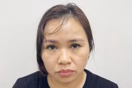 Bà chủ trả thù lao cho công nhân bằng... hàng trắng