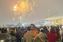 Bảo vệ an toàn tuyệt đối trận địa pháo hoa trường đua F1