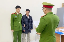 Mâu thuẫn tiền bạc, chị em gái đánh nhau 