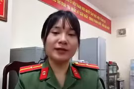Xem nữ Thiếu úy Công an Thủ đô 'bắn' tiếng Đức về lợi ích của chuyển đổi số 