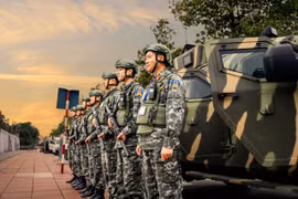 Lực lượng Đặc nhiệm Cảnh vệ sử dụng vũ khí hiện đại bảo vệ Đại hội Đại biểu toàn quốc lần thứ XIV của Đảng