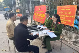 Thu hồi vũ khí, vật liệu nổ, công cụ hỗ trợ góp phần giảm áp lực trong phòng chống tội phạm