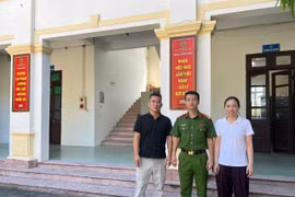 Công an xã hỗ trợ nhiệt tình, giúp nhân dân nhận lại tiền chuyển khoản nhầm