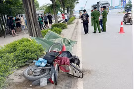 Hà Nội: Tìm người chứng kiến vụ tai nạn giao thông nghiêm trọng trên đường Văn Tiến Dũng