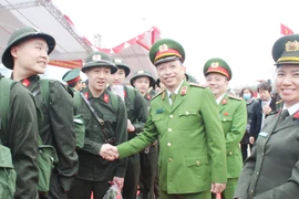 Nước mắt - nụ cười ngày hội tòng quân 