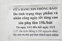 Ngày mùng 5 Tết: Bún phở, cà phê vẫn bán “giá Tết”