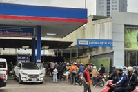 Nhiều nơi có hiện tượng tích trữ xăng dầu, Bộ Công Thương kiến nghị khẩn trương bình ổn giá