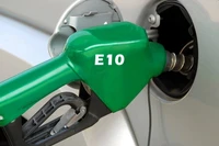 Tiêu thụ nhiên liệu sinh học chưa đạt mục tiêu, Thủ tướng đốc thúc việc triển khai phối trộn, sử dụng